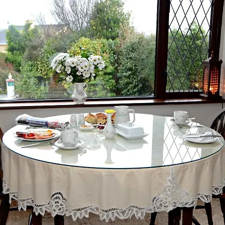 B&B Dromhall Heights